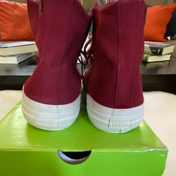 Huf classic hightop skate shoe (red) size 13 - Picture 3 of 4